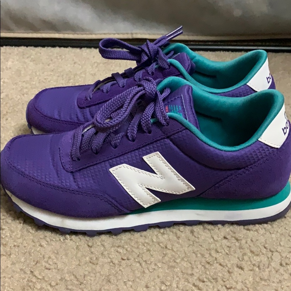 NEW BALANCE sneakers
